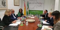 El Defensor del Pueblo andaluz conoce los avances para la eliminación de los asentamientos en Huelva El Defensor del Pueblo andaluz conoce los avances para la eliminación de los asentamientos en Huelva