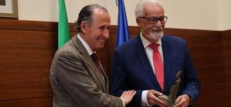 Maeztu reivindica en Chiclana los cuidados y la sanidad pública y llama a una supervisión empática de la Administración