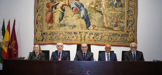 El Defensor del Pueblo andaluz ensalza la mediación y la cultura de paz ante los Graduados Sociales