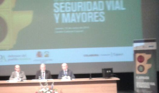 V JORNADA SOBRE SEGURIDAD VIAL Y MAYORES. V JORNADA SOBRE SEGURIDAD VIAL Y MAYORES.