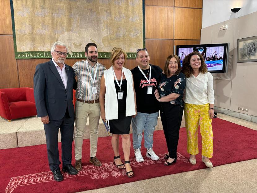Respaldamos el derecho de las personas transexuales en Andalucía en el 10º aniversario de la Ley Respaldamos el derecho de las personas transexuales en Andalucía en el 10º aniversario de la Ley