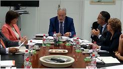 El Defensor del Pueblo Andaluz se reúne con representantes de CaixaBank El Defensor del Pueblo Andaluz se reúne con representantes de CaixaBank