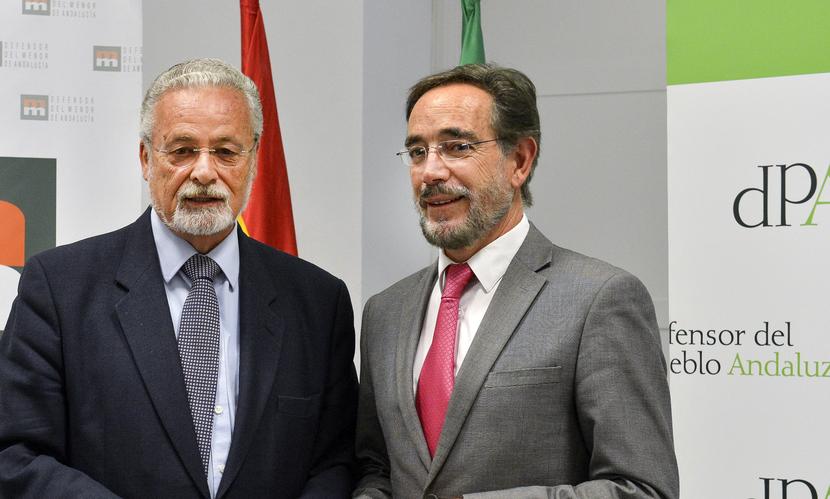 Reunión del Defensor del Pueblo Andaluz con el consejero de Fomento y Vivienda.