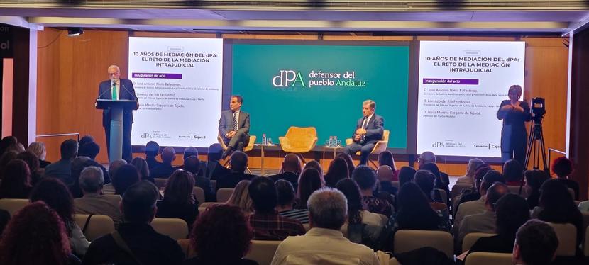 Defensoría, Junta y Tribunal Superior apuestan por la mediación como vía para una justicia más ágil, eficaz y basada en el acuerdo 