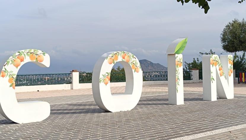 La oficina de atención ciudadana del Defensor del Pueblo Andaluz estuvo en el Valle del Guadalhorce, en Coín